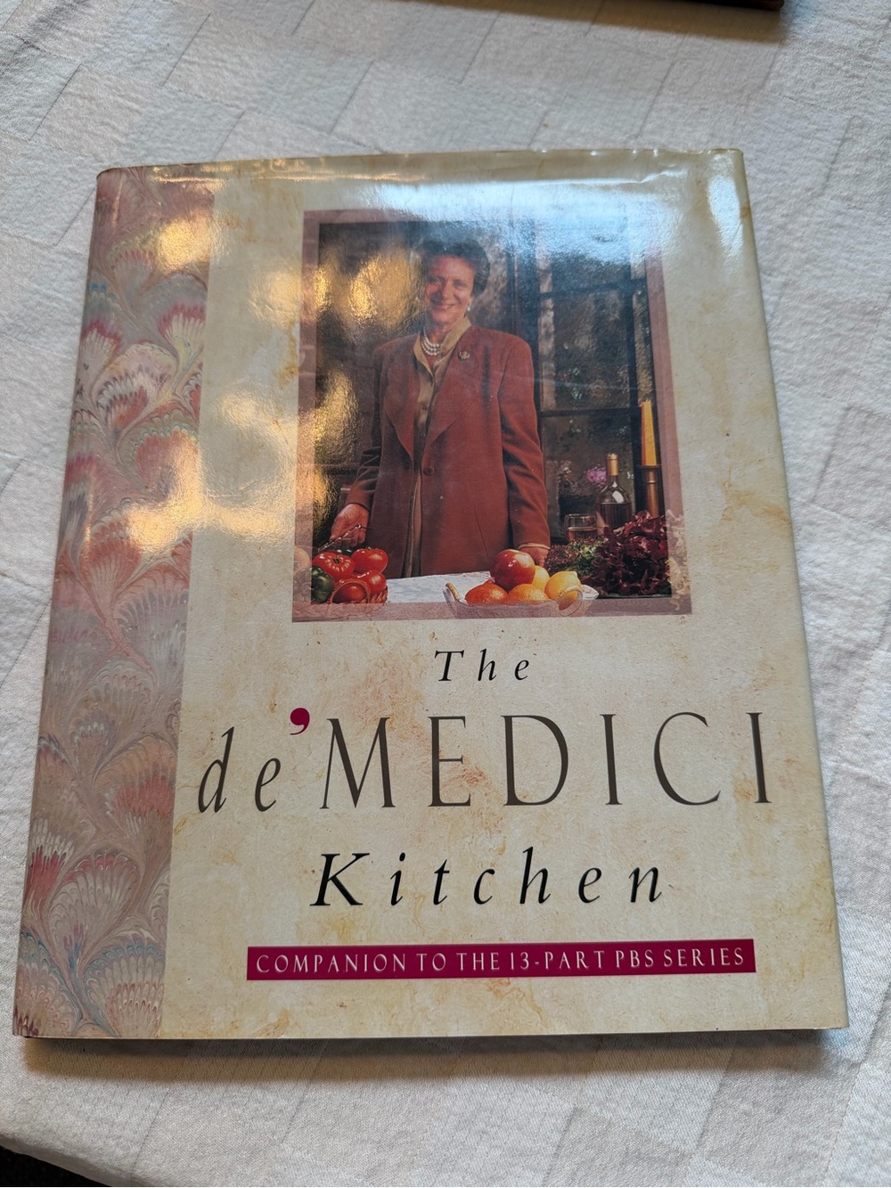 The de' Medici Kitchen Cookbook – Cream & Maroon